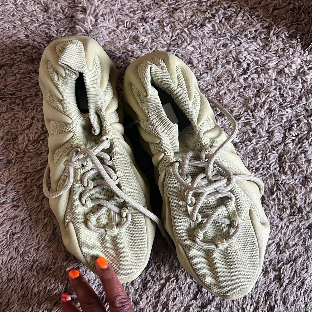Yeezy Resin worn 3x max mens size 8
